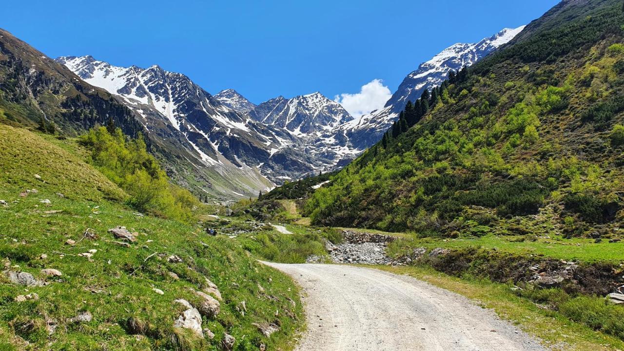 Gasthof Pension Santeler Sankt Leonhard im Pitztal Eksteriør bilde